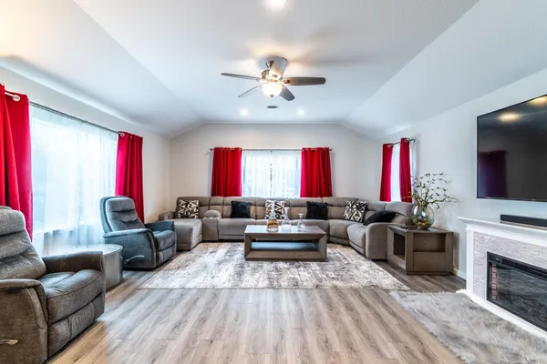 $525,000 | 2255 North 400 West, Angola, IN 46703