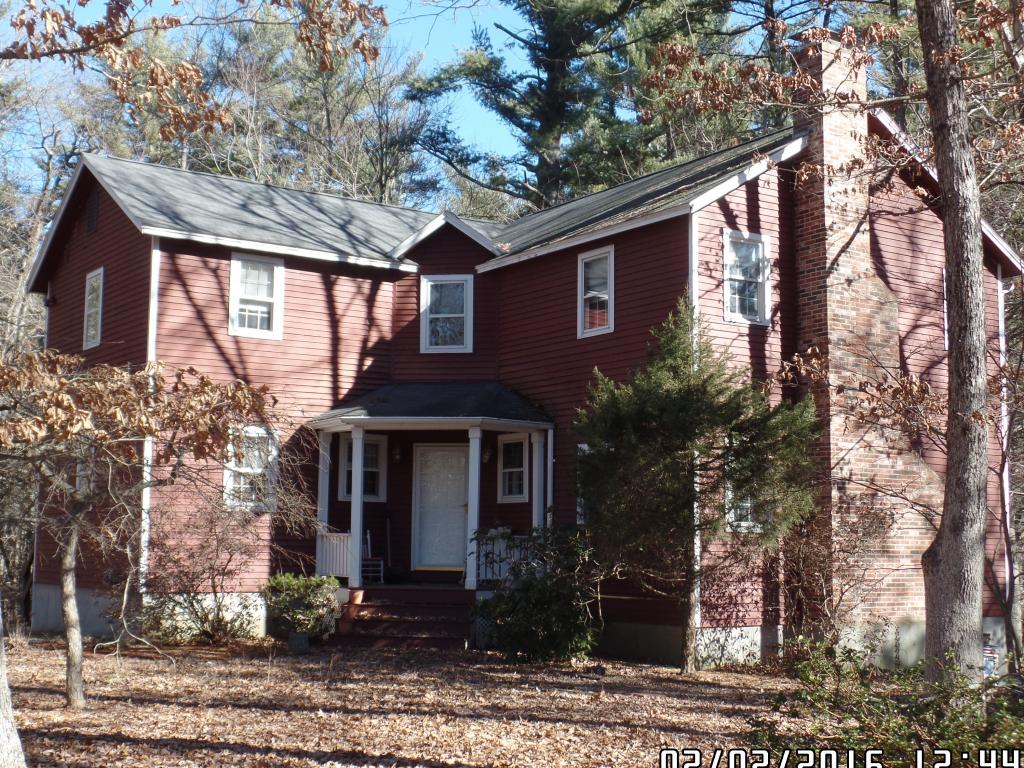 8 Winding Hollow Road Hudson, NH 03051 - Photo 2 of 27