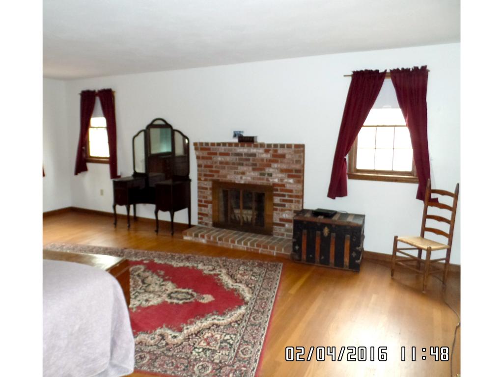 8 Winding Hollow Road Hudson, NH 03051 - Photo 15 of 27