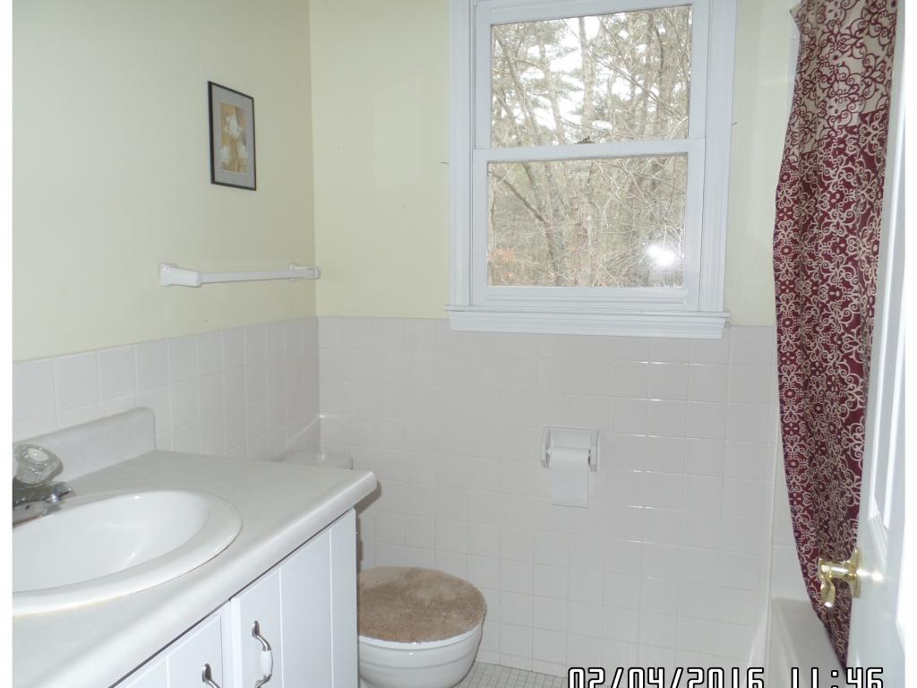 8 Winding Hollow Road Hudson, NH 03051 - Photo 22 of 27
