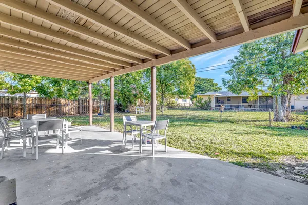 $3,400 | 5804 Northwest 14th Street, Sunrise, FL 33313