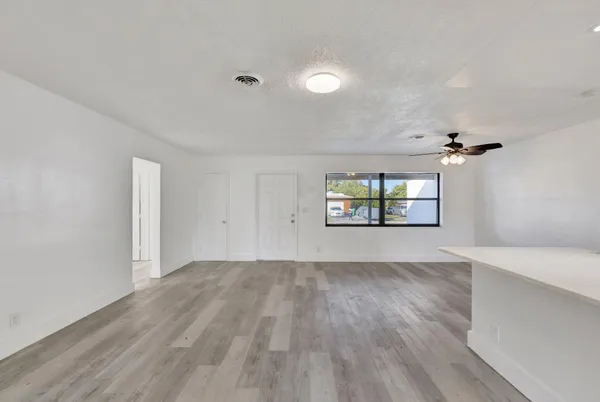 $3,400 | 5804 Northwest 14th Street, Sunrise, FL 33313