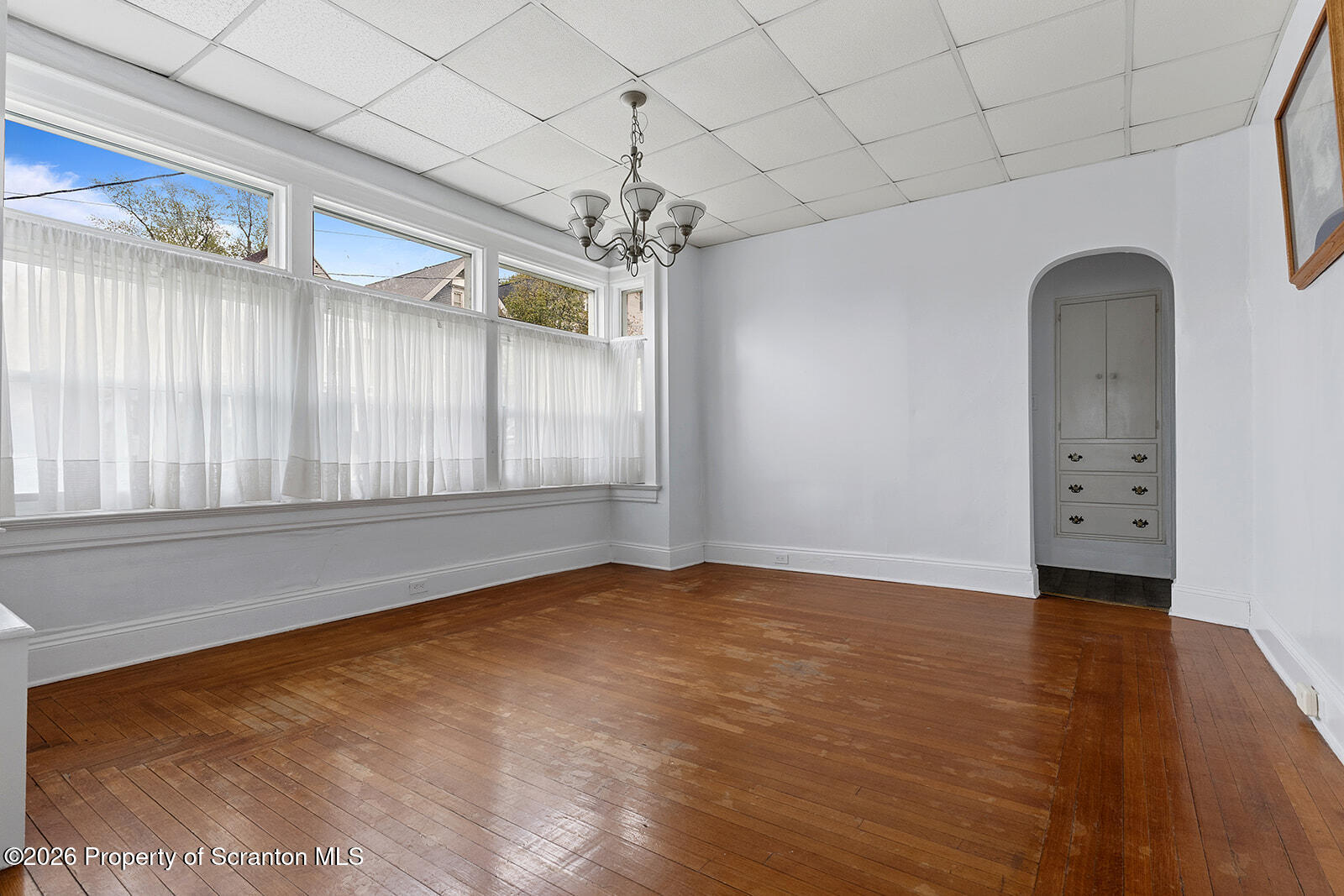 846 Monroe Avenue Scranton, PA 18510 - Photo 13 of 87 a view of an empty room with a window