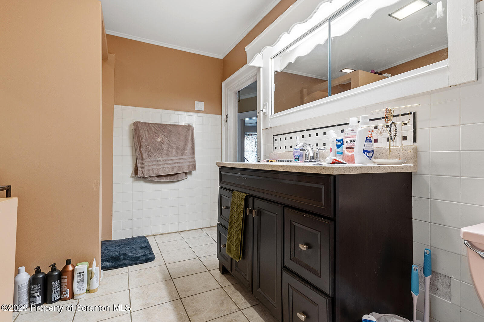 846 Monroe Avenue Scranton, PA 18510 - Photo 33 of 87 a kitchen with a sink and a stove top oven