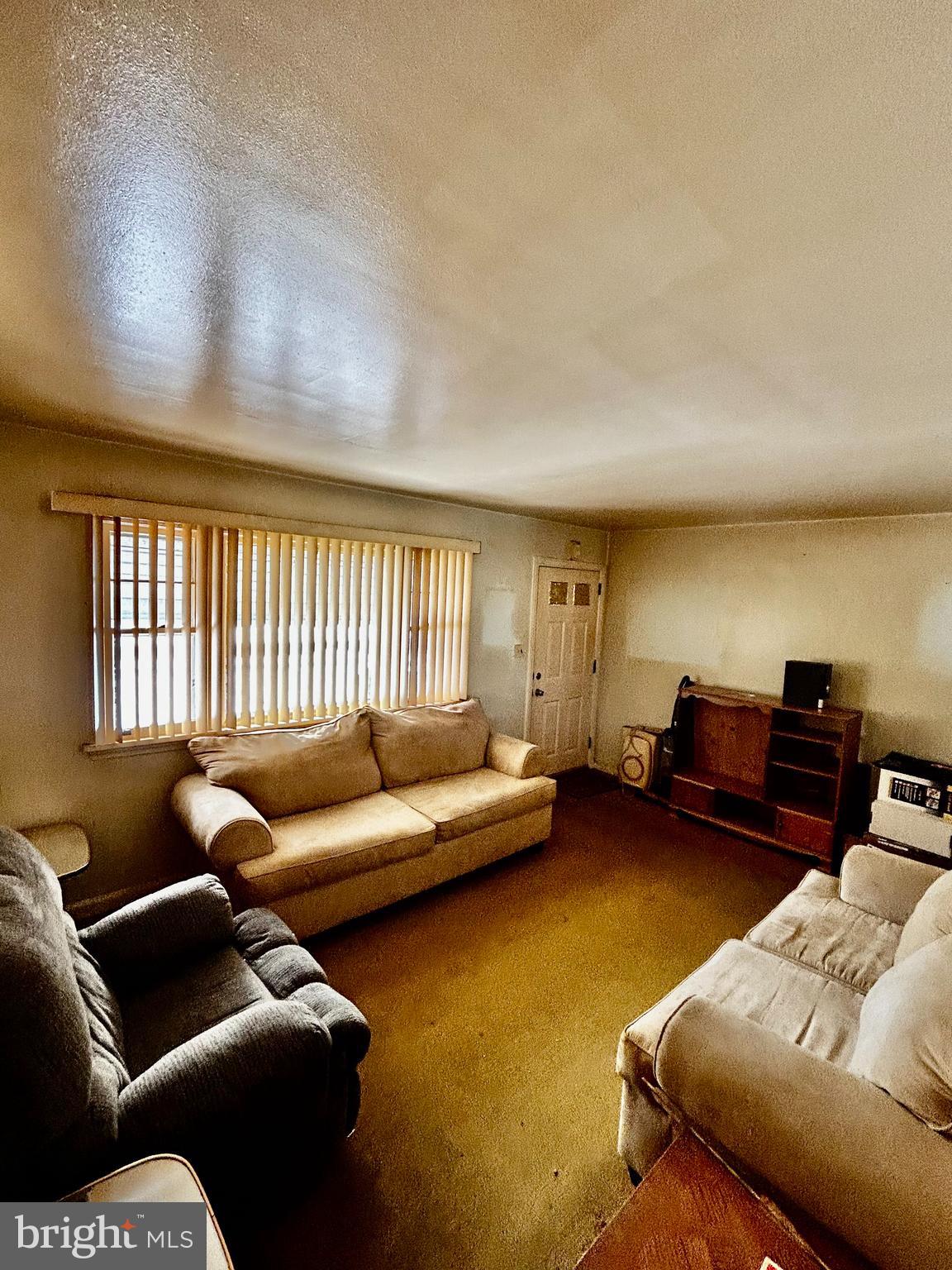 215 Deptford Road Glassboro, NJ 08028 - Photo 3 of 13