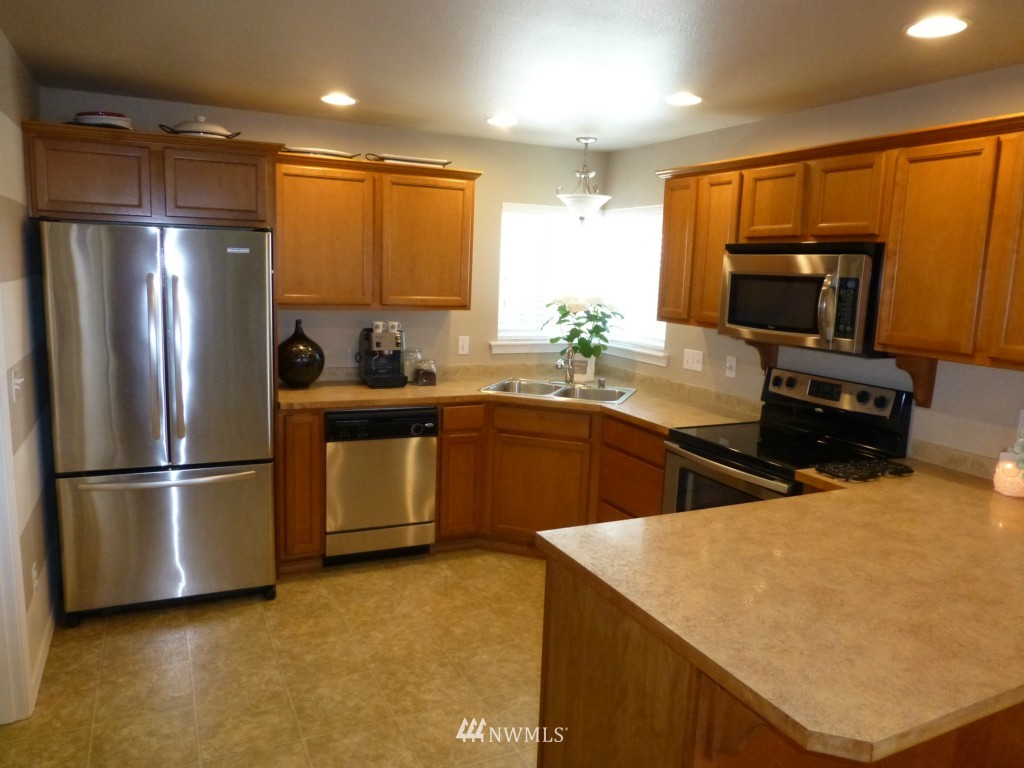 2470 Douglas Road Ferndale, WA 98248 - Photo 8 of 23