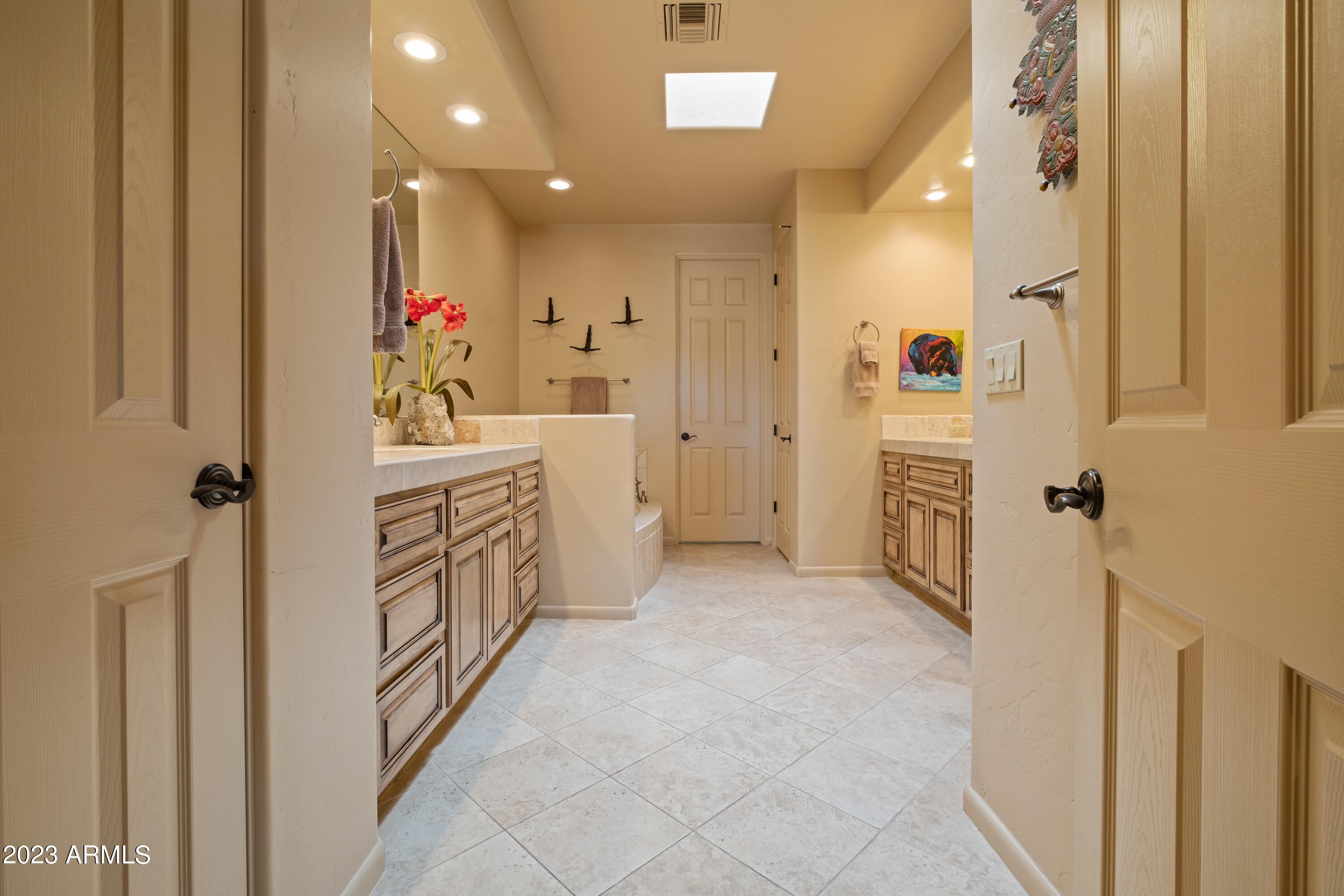27704 North Granite Mountain Road Rio Verde, AZ 85263 - Photo 16 of 28 Owner's bathroom