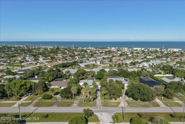 $699,900 | 2007 Oak Street, Melbourne Beach, FL 32951