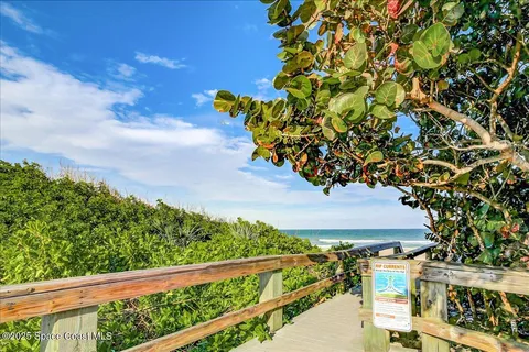$699,900 | 2007 Oak Street, Melbourne Beach, FL 32951