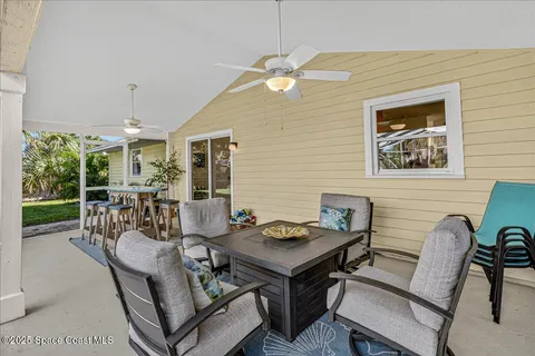 $699,900 | 2007 Oak Street, Melbourne Beach, FL 32951