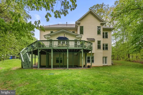$1,074,000 | 19006 Raines Drive, Derwood, MD 20855