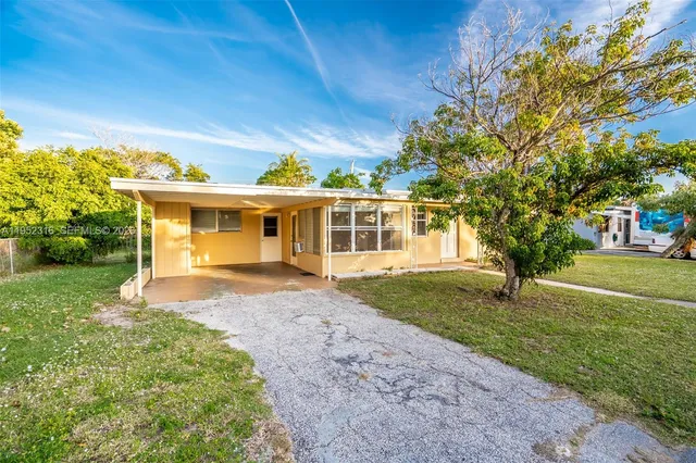 $349,900 | 5196 Northeast 19th Avenue, Pompano Beach, FL 33064