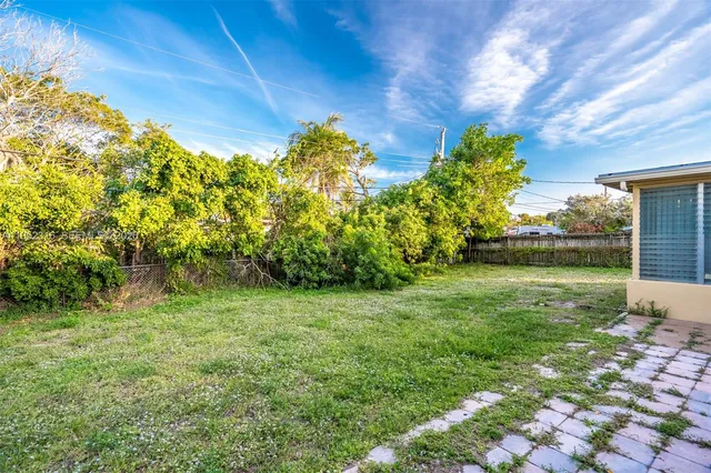 $349,900 | 5196 Northeast 19th Avenue, Pompano Beach, FL 33064