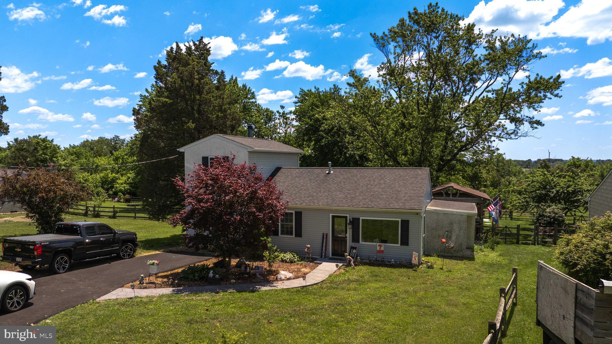 160 Highland Road Schwenksville, PA 19473 - Photo 4 of 46 Spring-Ford SD