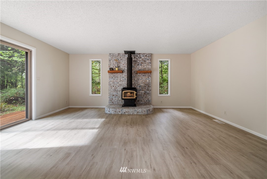 2318 Benson Road Southwest Olympia, WA 98512 - Photo 13 of 40 Gallery Image 13