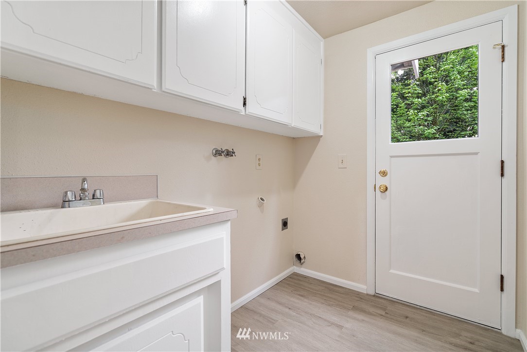 2318 Benson Road Southwest Olympia, WA 98512 - Photo 21 of 40 Gallery Image 21