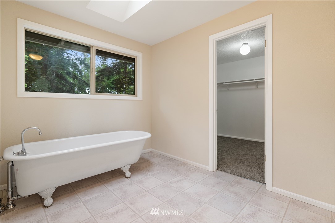 2318 Benson Road Southwest Olympia, WA 98512 - Photo 34 of 40 Gallery Image 34