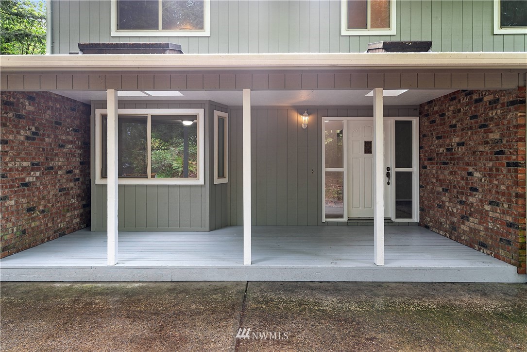 2318 Benson Road Southwest Olympia, WA 98512 - Photo 6 of 40 Gallery Image 6