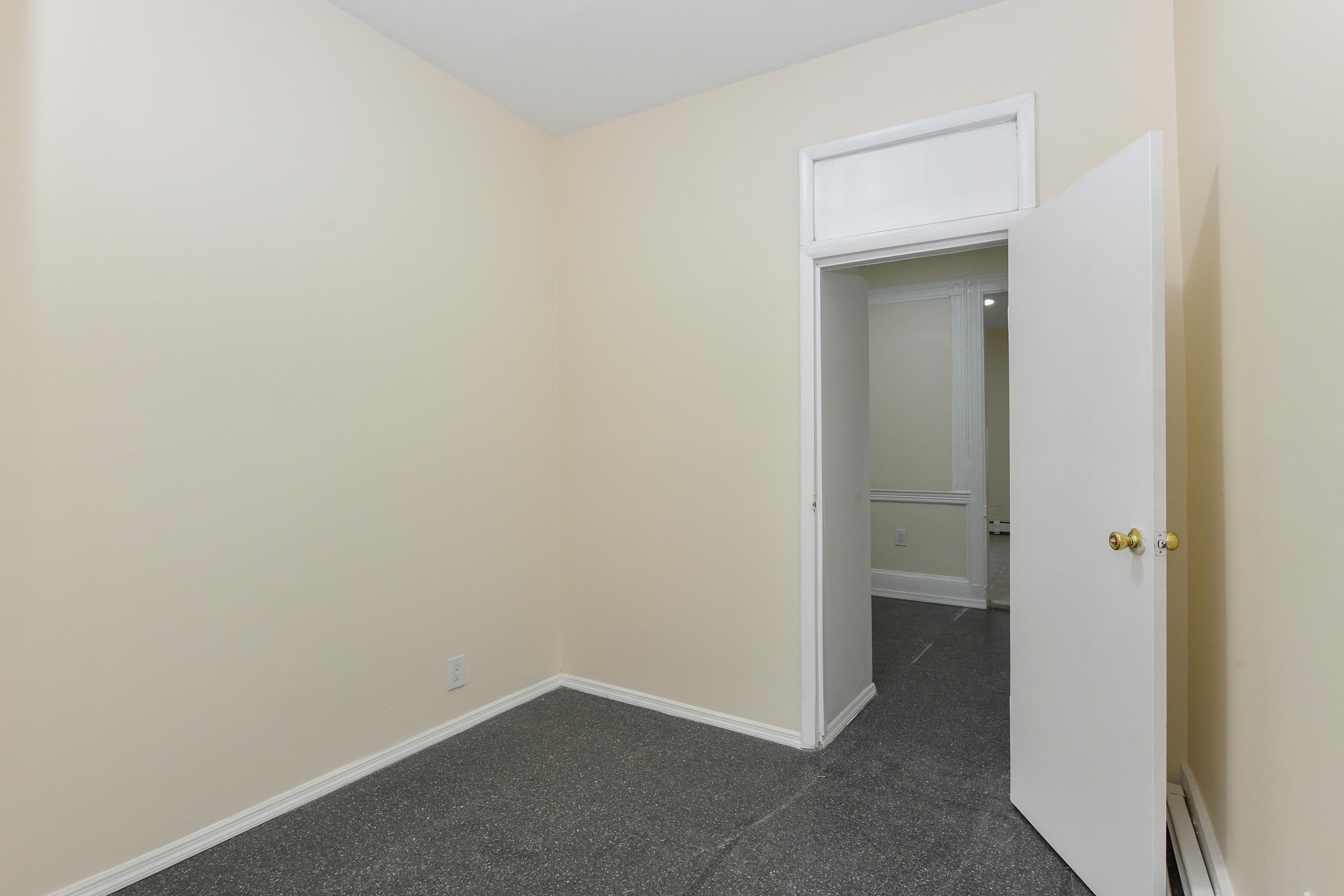 531 28th Street, Unit 1 Union City, NJ 07087 - Photo 5 of 21 a view of an empty room