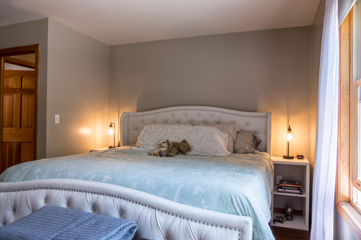 196 Holmes Road Winthrop, ME 04364 - Photo 16 of 57 26-Primary bedroom (1 of 6)