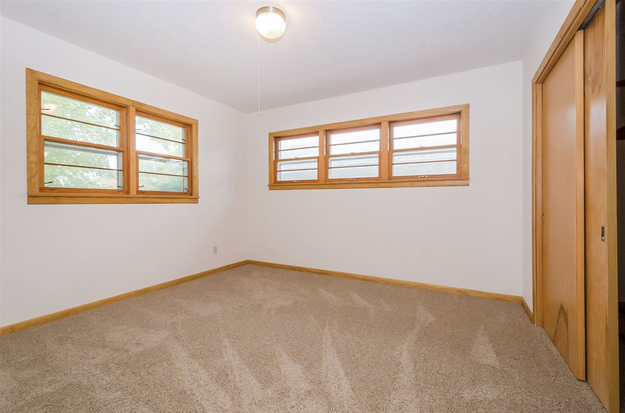 311 Poplar Street Bennett, IA 52721 - Photo 6 of 11 Gallery Image 6