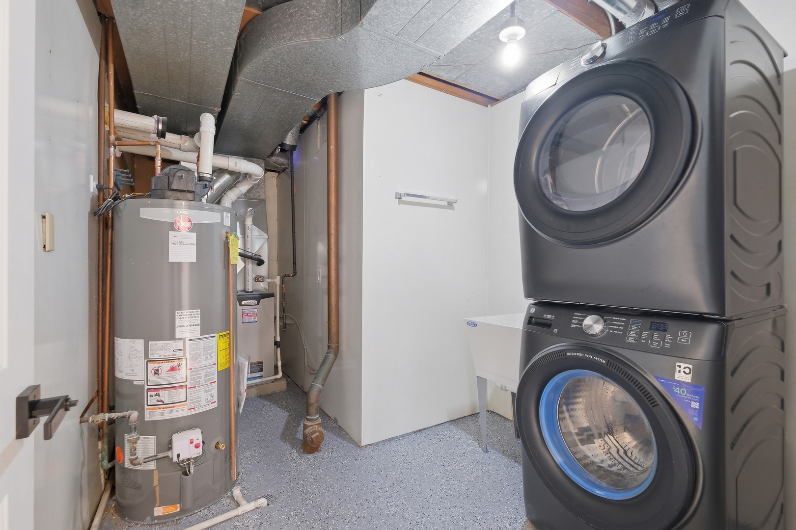 1450 Meyer Road Hoffman Estates, IL 60169 - Photo 18 of 28 a utility room with dryer and washer