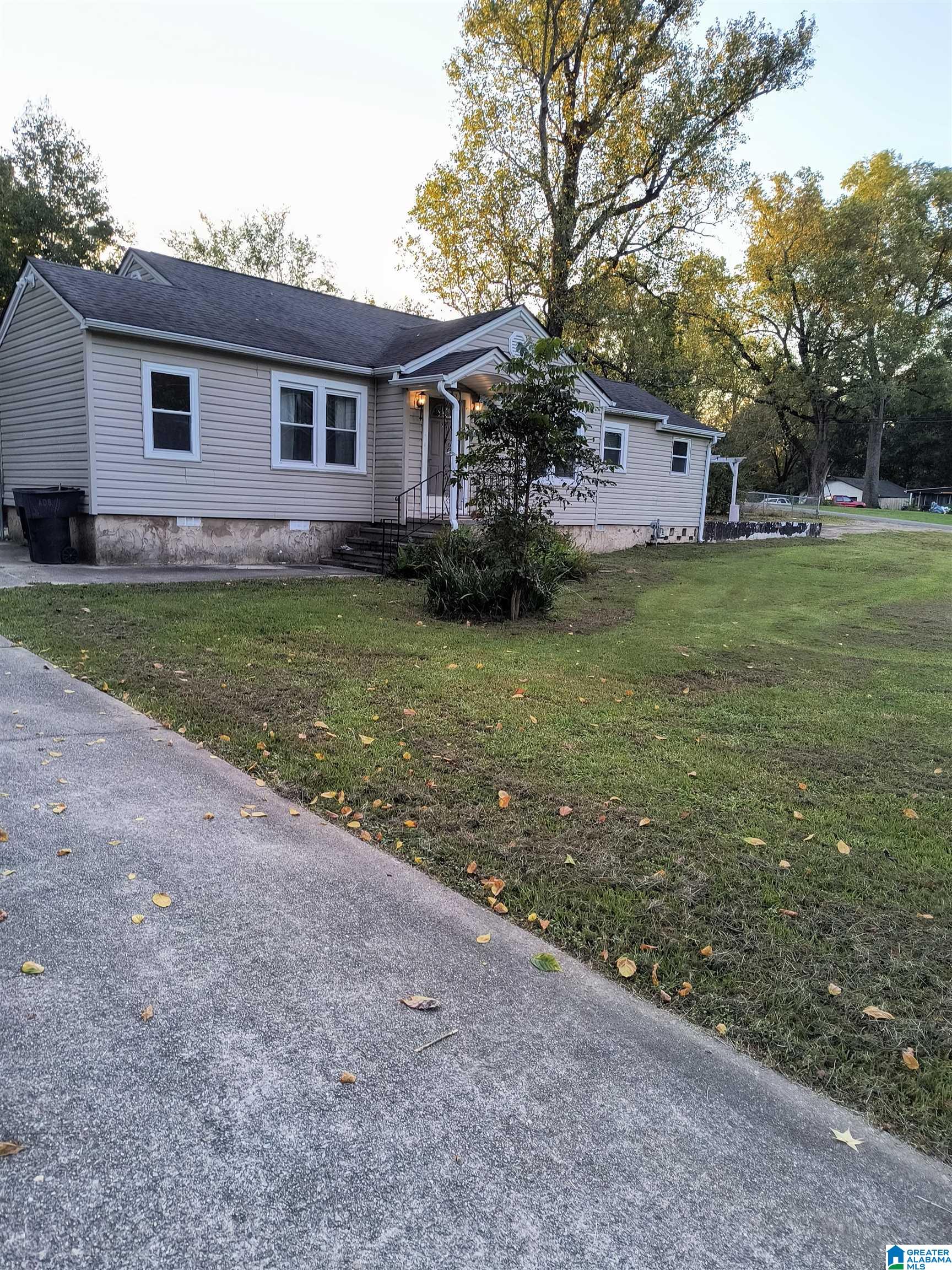 1017 9th Avenue Pleasant Grove, AL 35127 - Photo 2 of 31