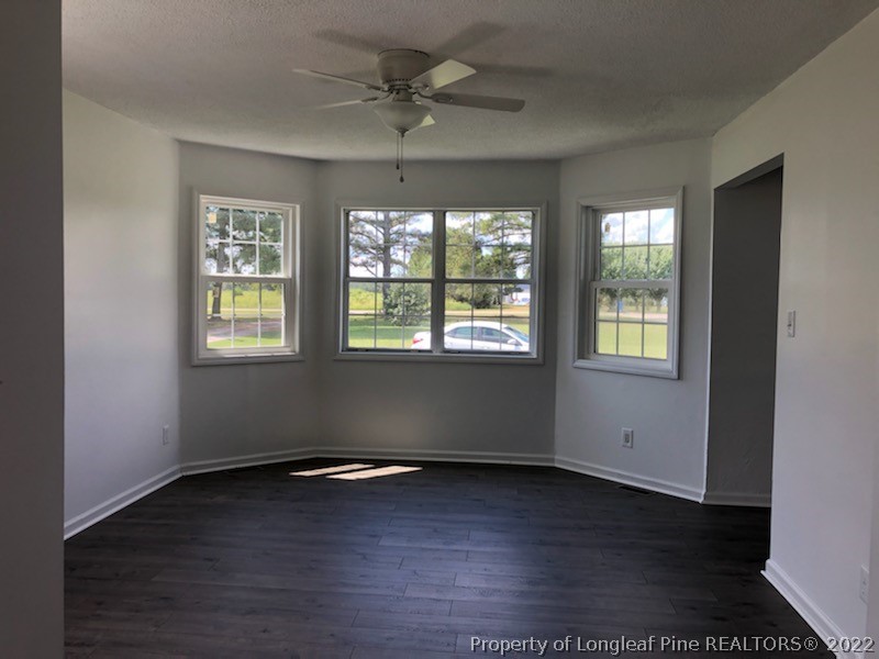 1562 Andrews Road Red Springs, NC 28377 - Photo 8 of 13 Gallery Image 8