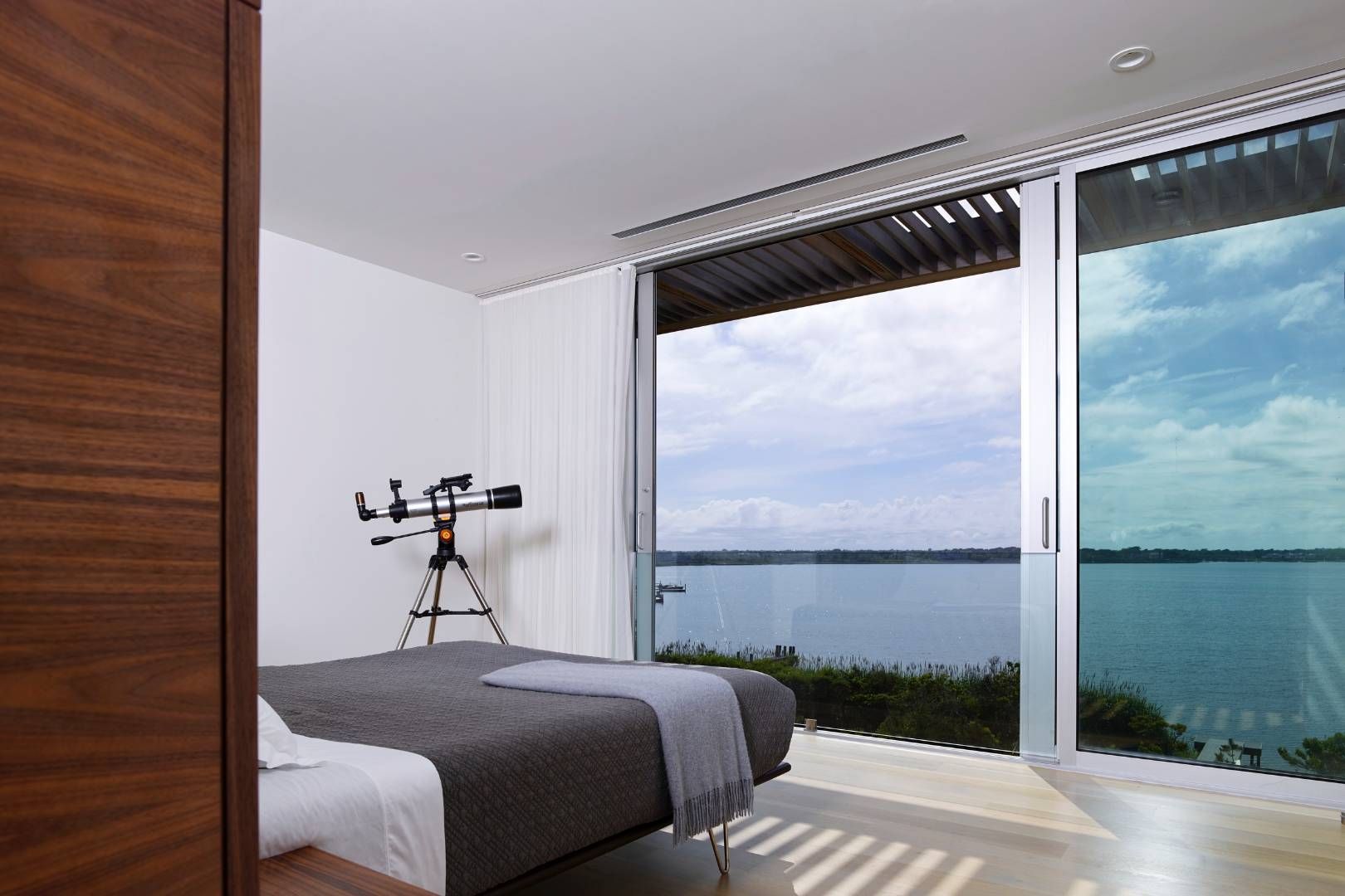 5 Burnetts Cove Road Water Mill, NY 11968 - Photo 21 of 31