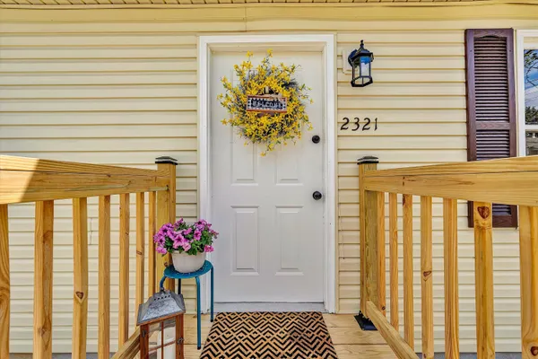 $264,950 | 2321 Dunkirk Avenue Northeast, Roanoke, VA 24012