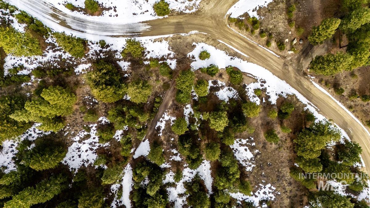 13 Sarah Way Cascade, ID 83611 - Photo 7 of 14