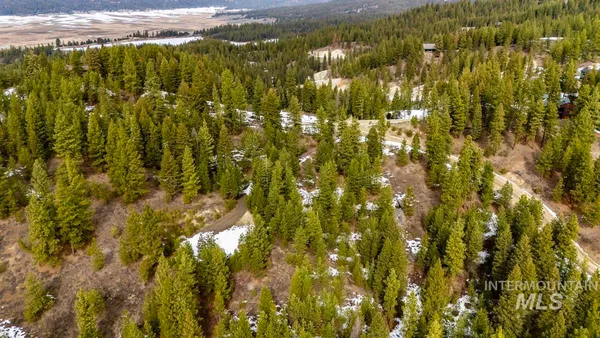 $240,000 | 13 Sarah Way, Cascade, ID 83611