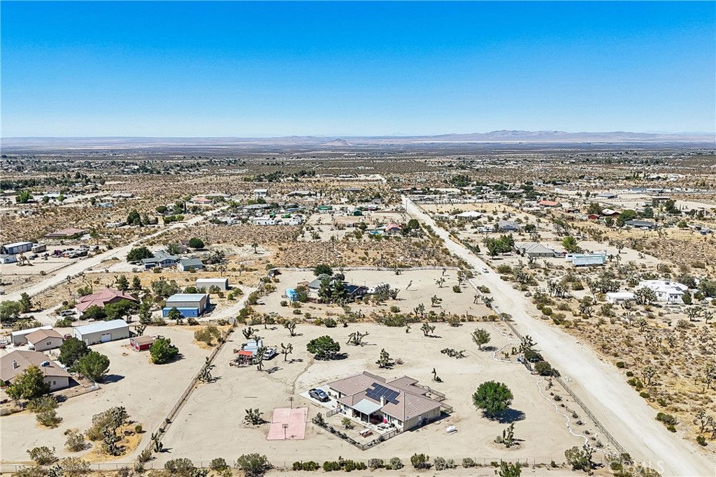 11374 Arena Road Pinon Hills, CA 92372 - Photo 52 of 65 Gallery Image 52