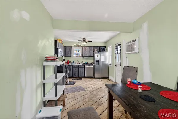 $179,900 | 2711 Sims Avenue, Overland, MO 63114