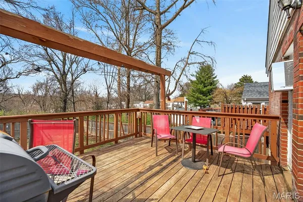 $179,900 | 2711 Sims Avenue, Overland, MO 63114