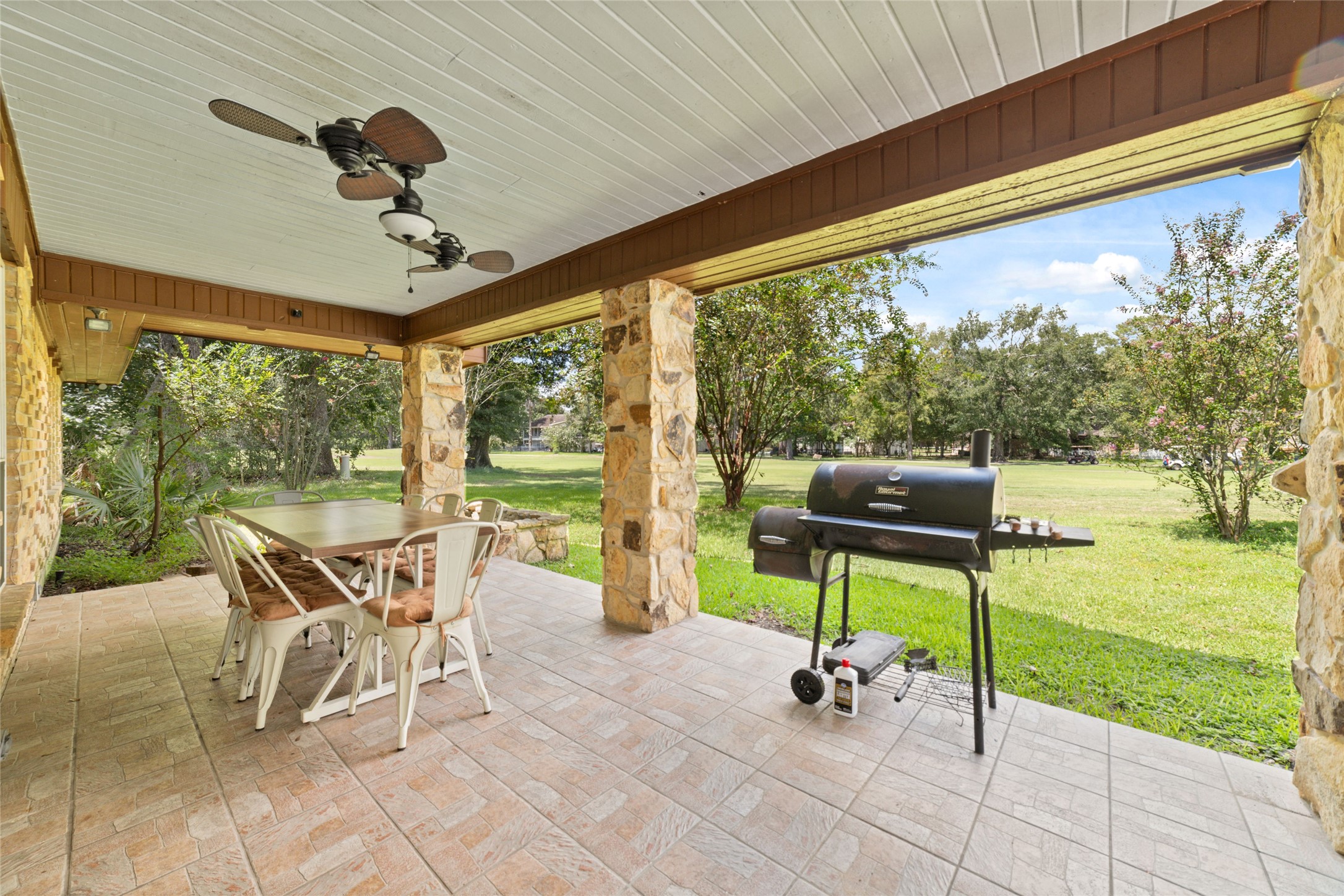 601 Brandon Road Conroe, TX 77302 - Photo 36 of 44