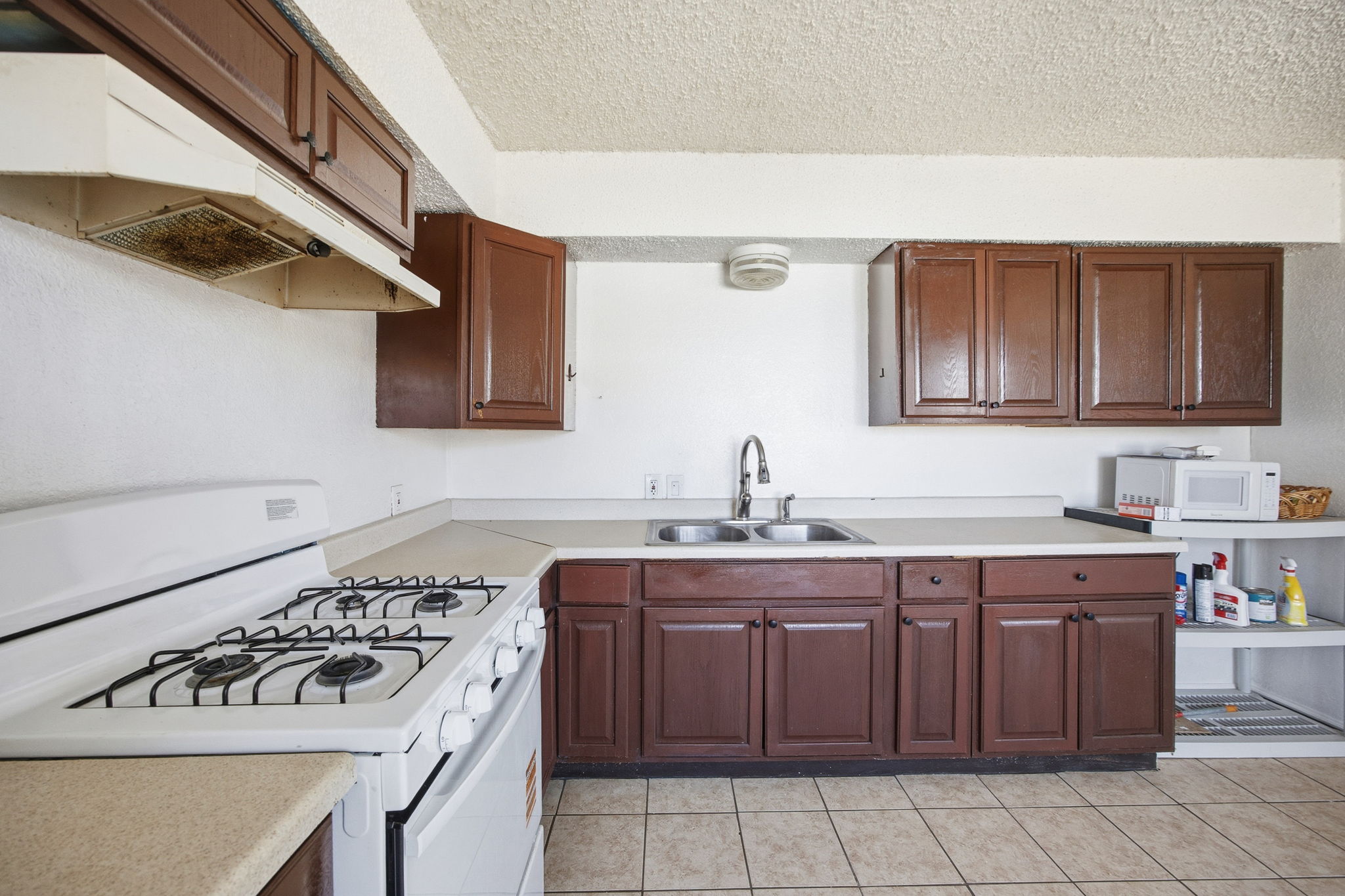 202 Forest Street Georgetown, TX 78626 - Photo 10 of 36