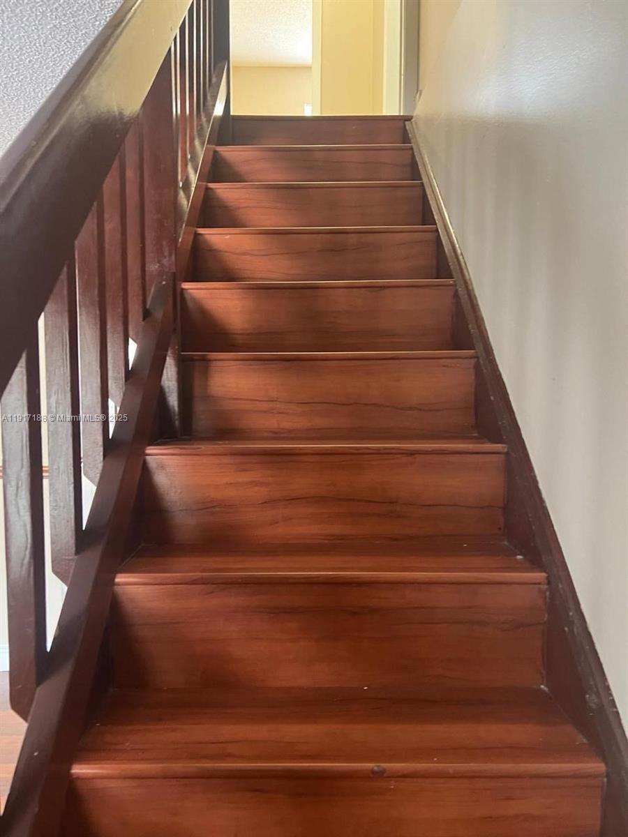 5306 West 26th Avenue, Unit 102 Hialeah, FL 33016 - Photo 4 of 33 a view of entryway