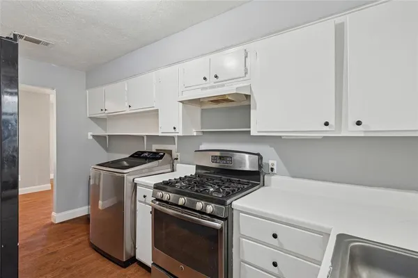 $239,000 | 1304 East Lovers Lane, Arlington, TX 76010
