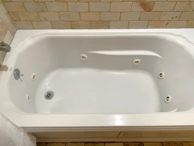 $4,000 | 328 Garden Street, Unit 1, Hoboken, NJ 07030