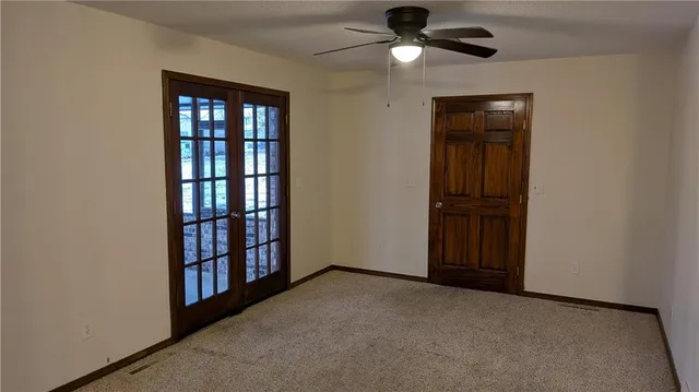 $280,000 | 1408 Country Club Drive, Pleasant Hill, MO 64080