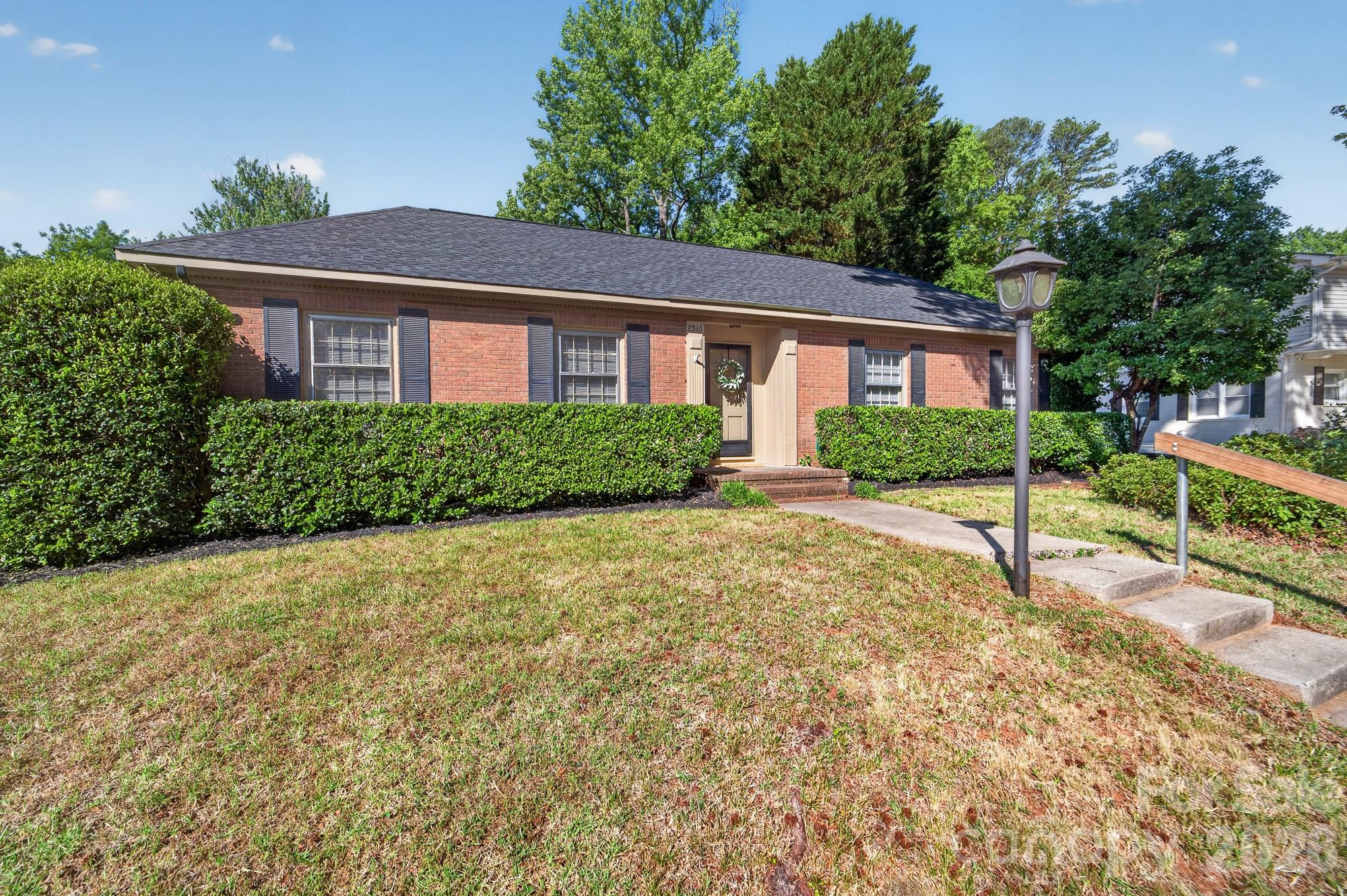 7516 Watercrest Road Charlotte, NC 28210 - Photo 3 of 42 Gallery Image 3