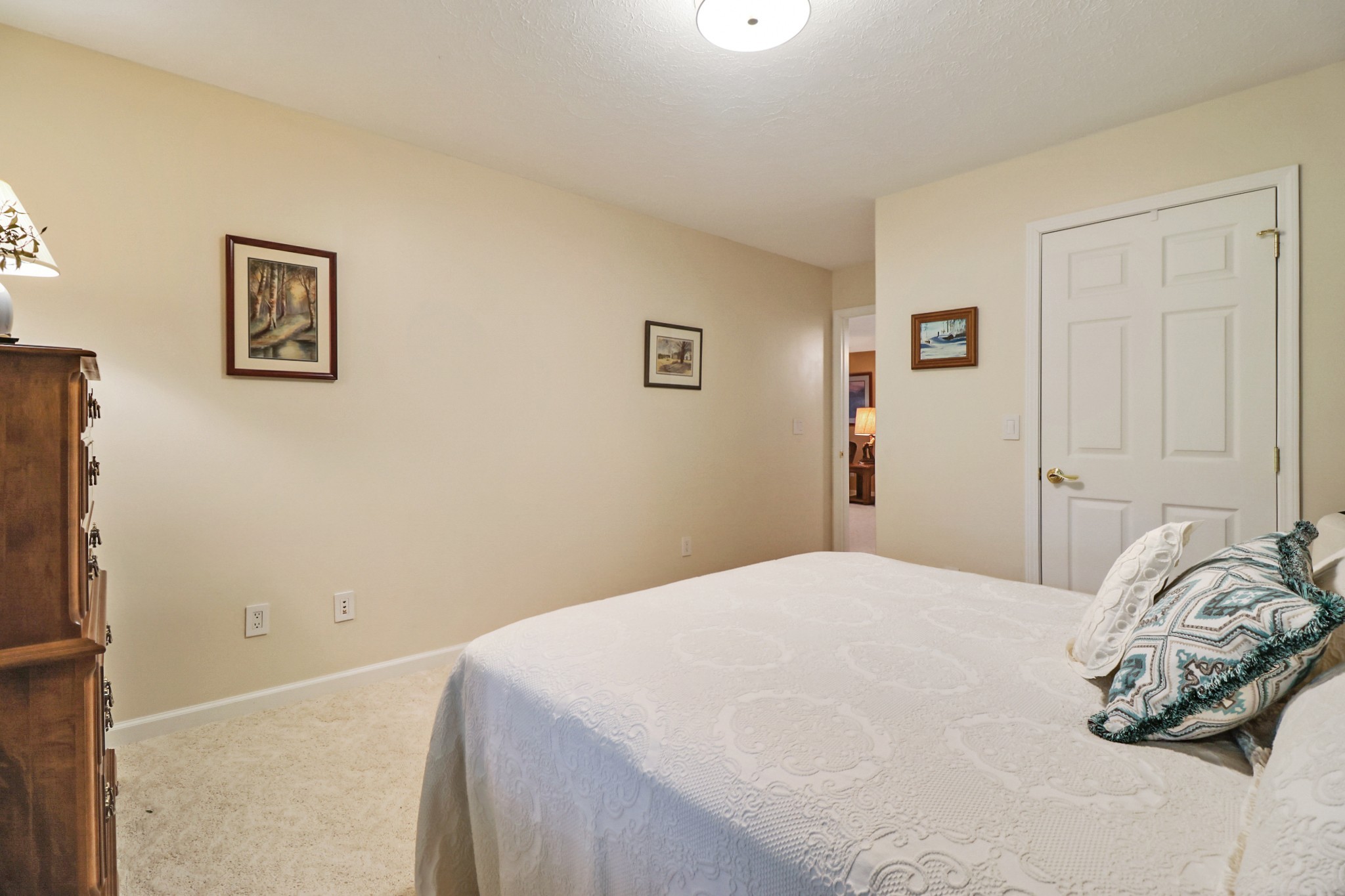 44 Inwood Court Crossville, TN 38558 - Photo 41 of 54 a bedroom with a bed and a window