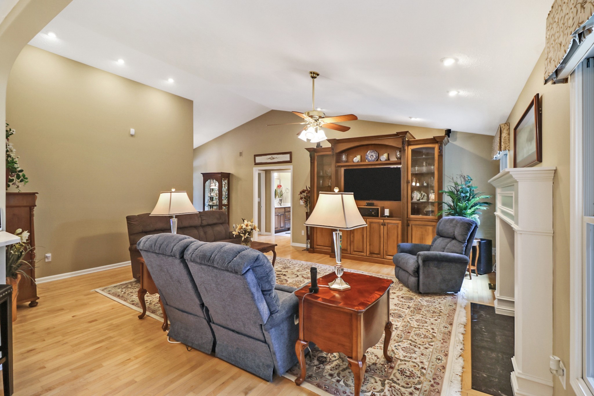44 Inwood Court Crossville, TN 38558 - Photo 9 of 54 a living room with furniture and a fireplace