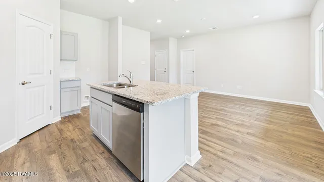 $204,500 | 143 Cottage Cove, Maurice, LA 70555