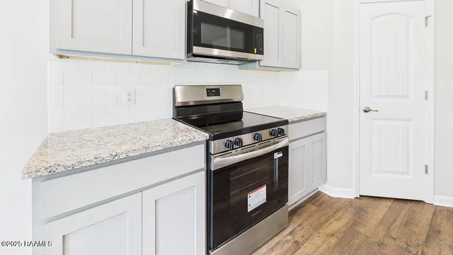 $204,500 | 143 Cottage Cove, Maurice, LA 70555