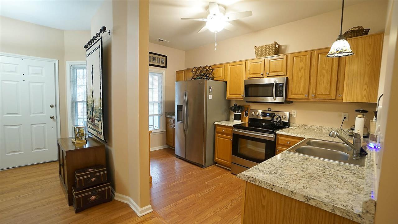 8301 Hempshire Place, Unit 101 Raleigh, NC 27613 - Photo 4 of 28 Photo 4