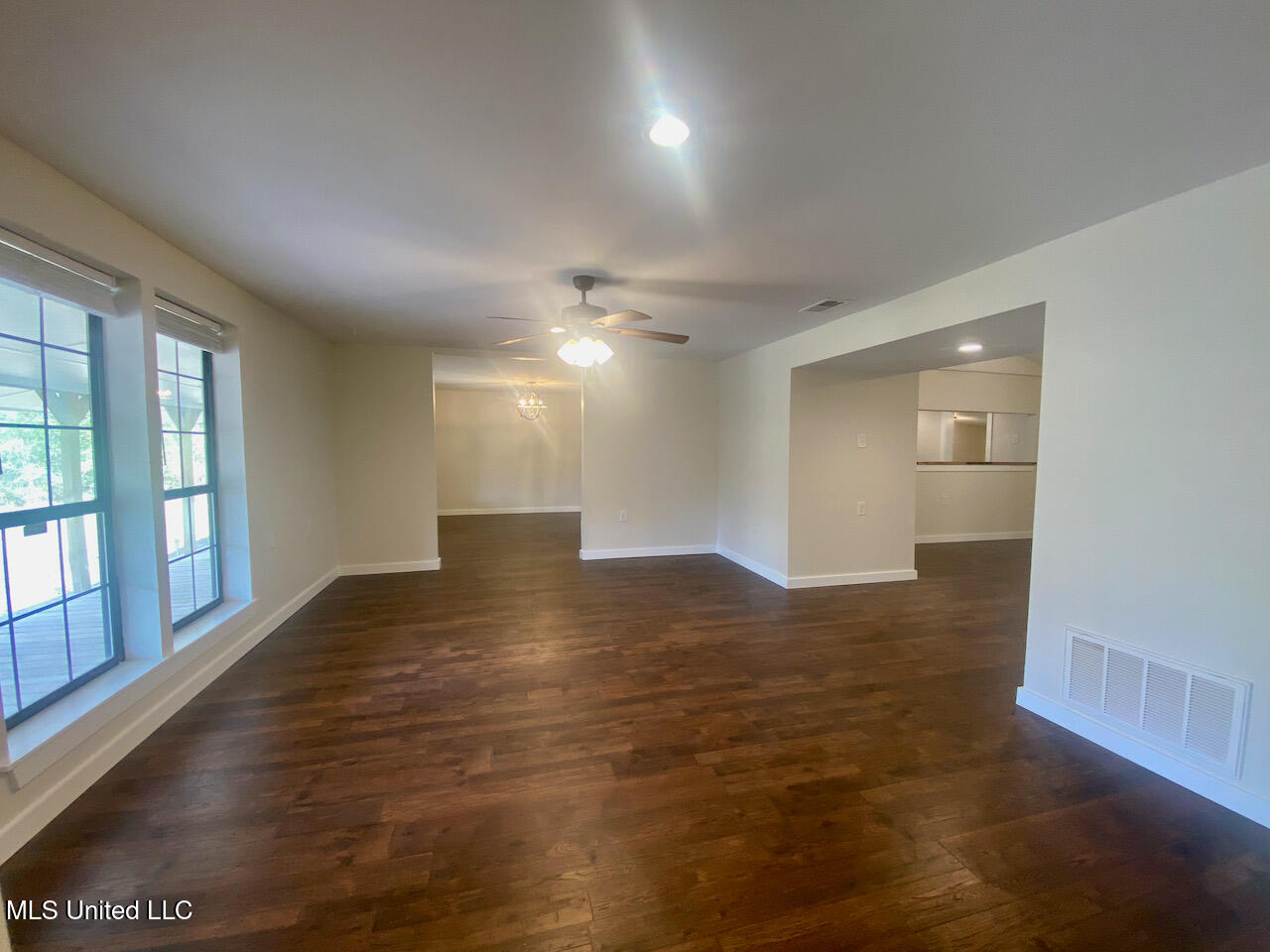 122 Hunter Lane Lucedale, MS 39452 - Photo 10 of 53 IMG_7471 2