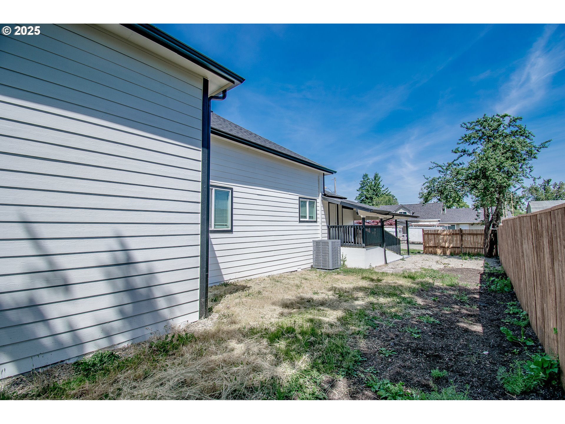 278 Cherry Court Cottage Grove, OR 97424 - Photo 34 of 36