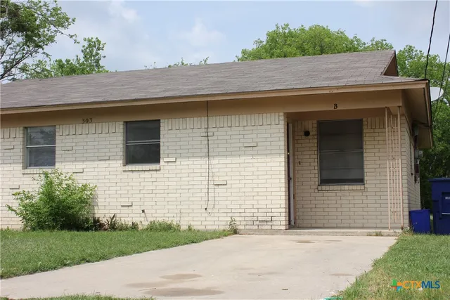$575 | 303 East Avenue A, Unit B, Copperas Cove, TX 76522
